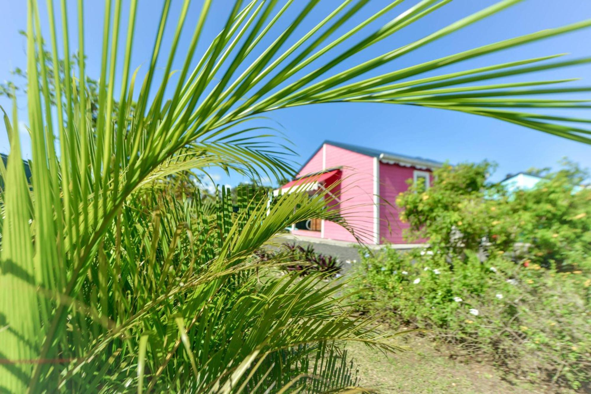 Les Jardins De Chantilly -Bungalows 4 Etoiles Avec Jardins Et Piscines Privees 바이에-마울트 객실 사진
